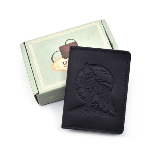 Crna futrola za kreditne kartice sa motivom vuka i planine